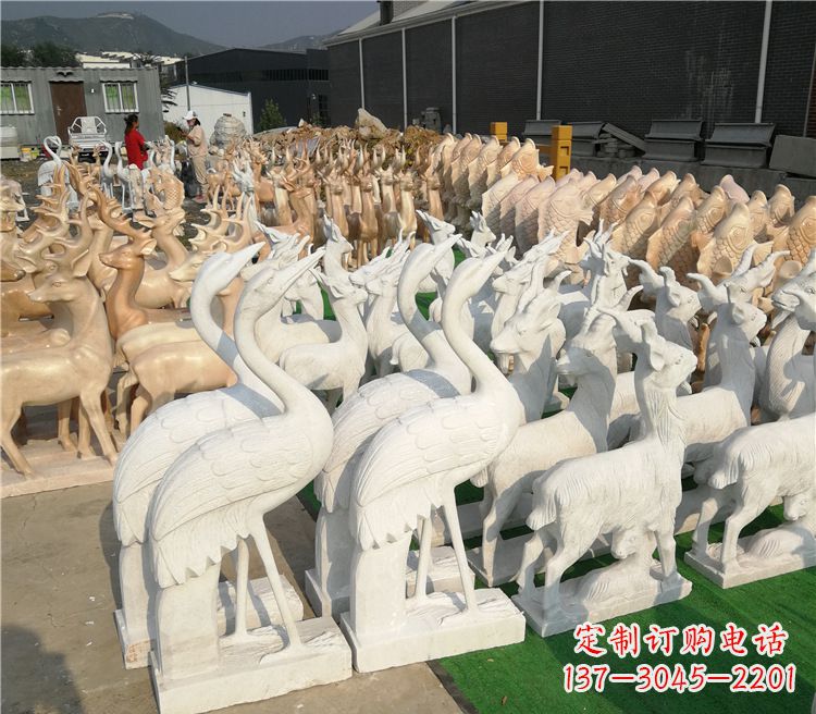龙岩石雕仙鹤雕塑
