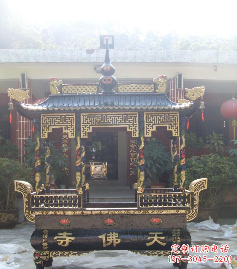 龙岩寺庙铸铜四足方形带顶香炉