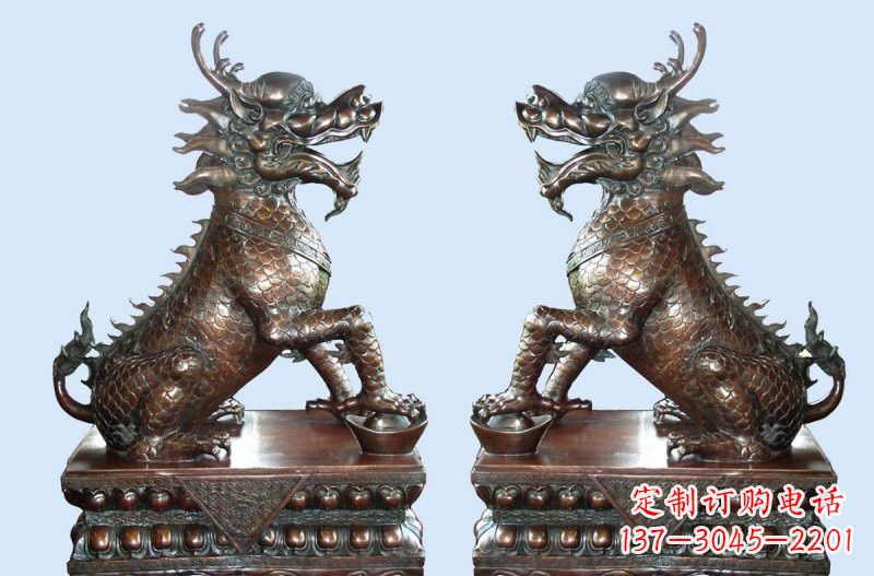 龙岩铜雕踩元宝招财麒麟