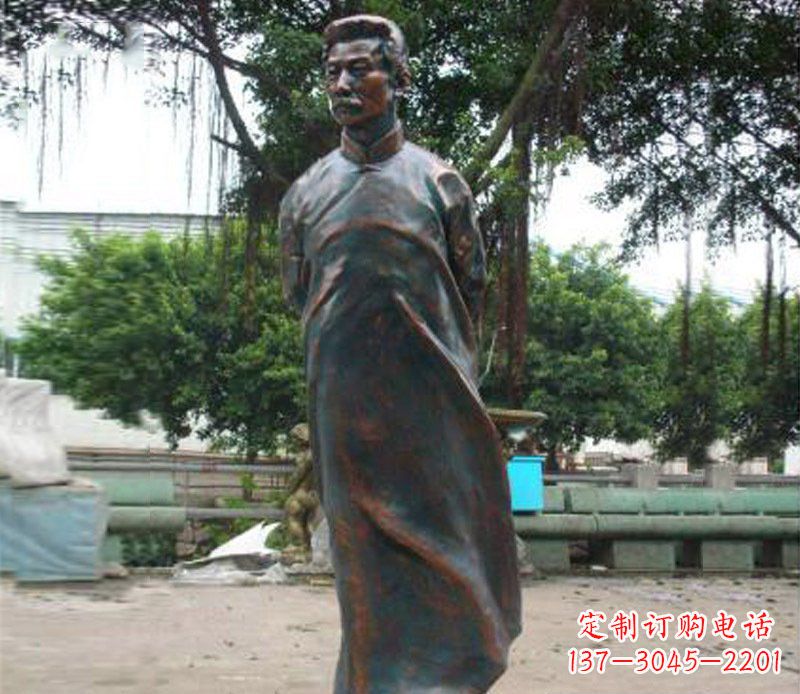 龙岩铜雕校园鲁迅人物雕像摆件