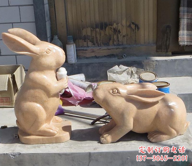 龙岩兔子石雕公园动物摆件