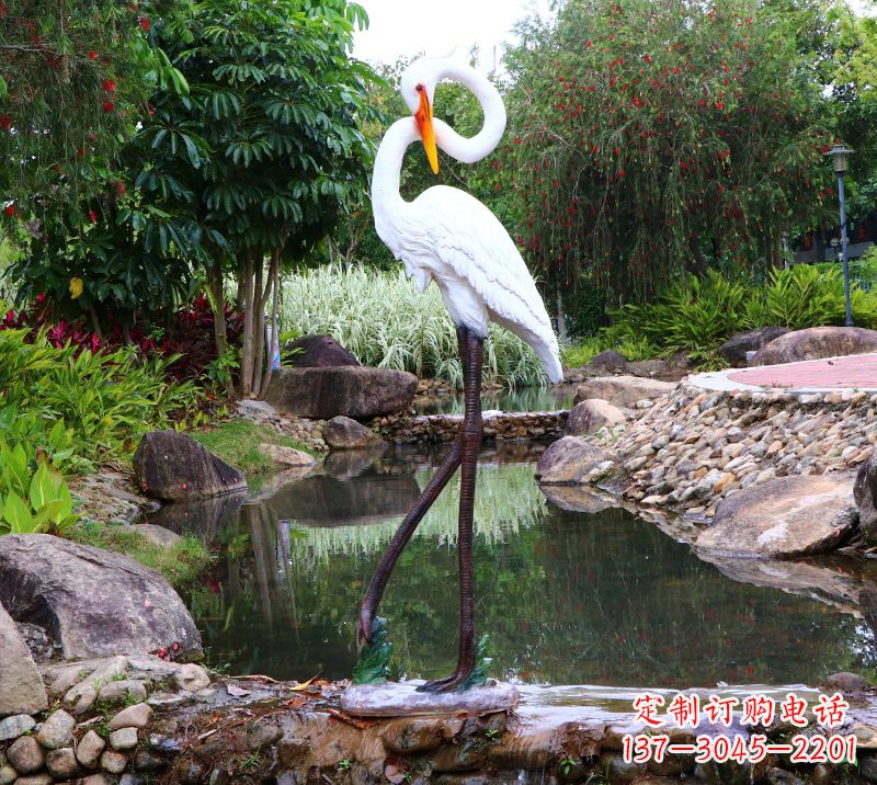 龙岩仙鹤雕塑摆件