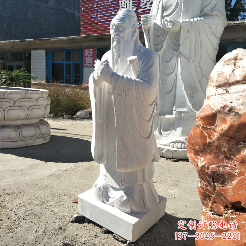 龙岩校园孔子像雕塑