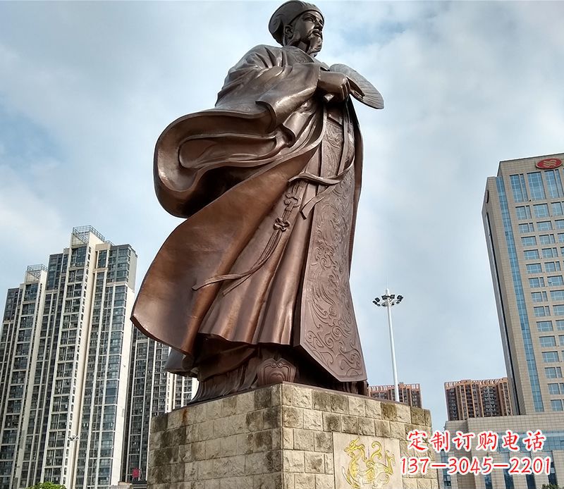 龙岩诸葛亮人物铜雕 