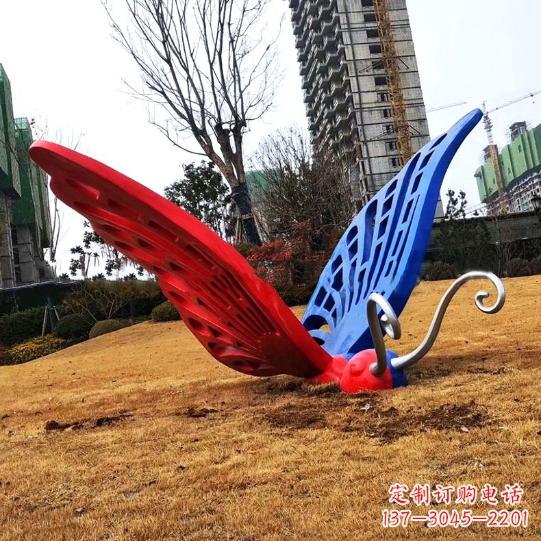 龙岩蝴蝶雕塑-不锈钢彩绘门口蝴蝶雕塑